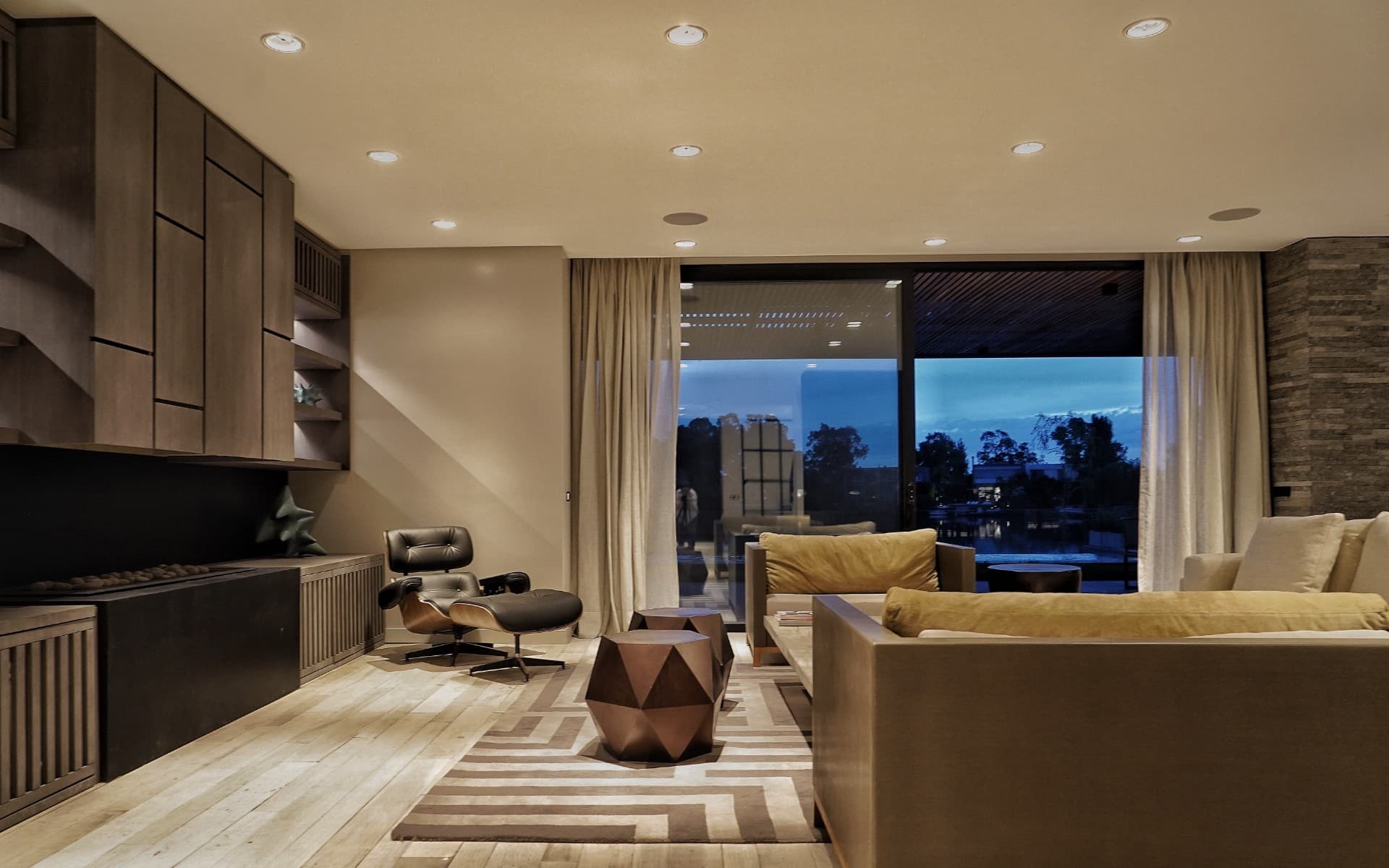 Casa 180 South